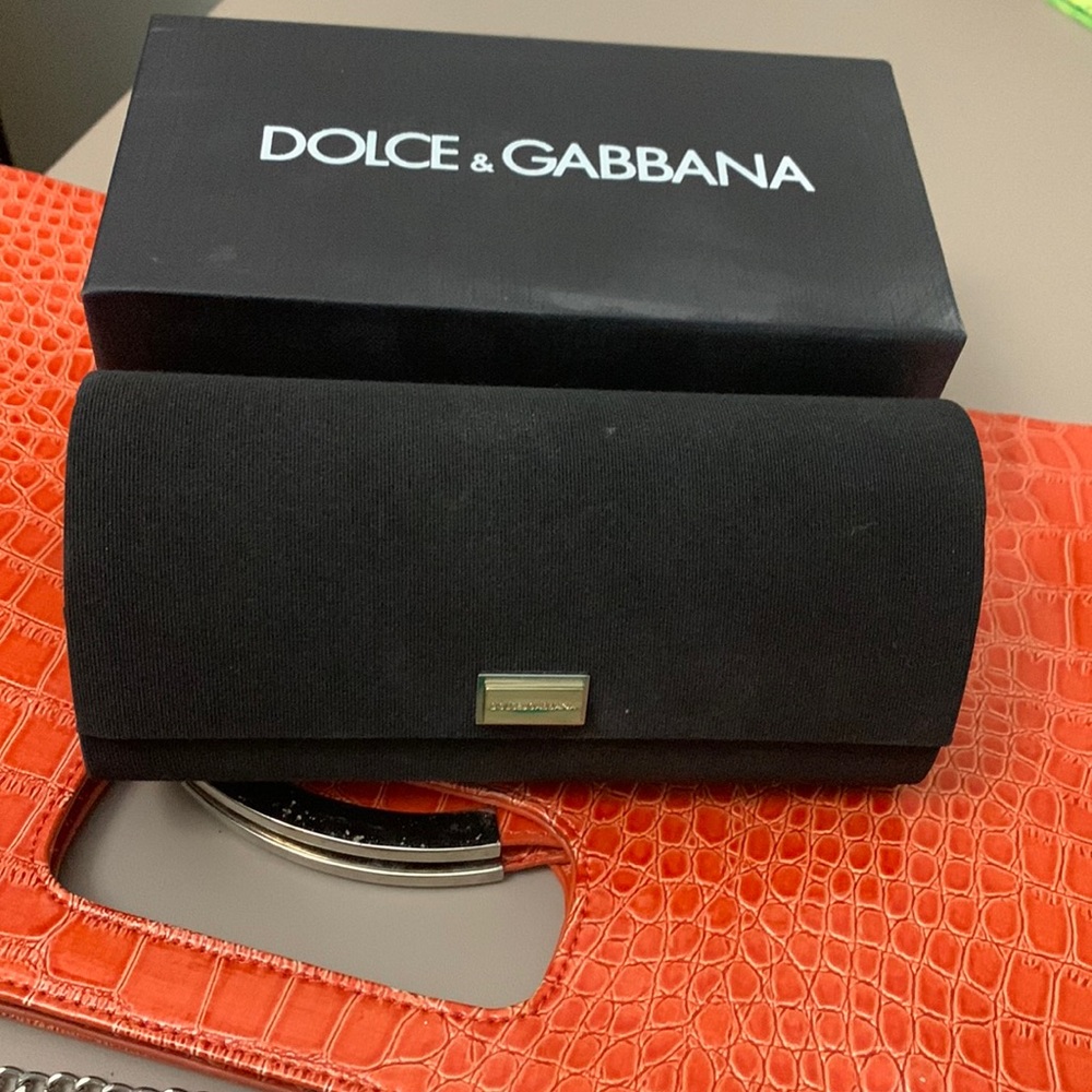 Dolce and Gabbana Case and Box.. authentic - Picture 1 of 6
